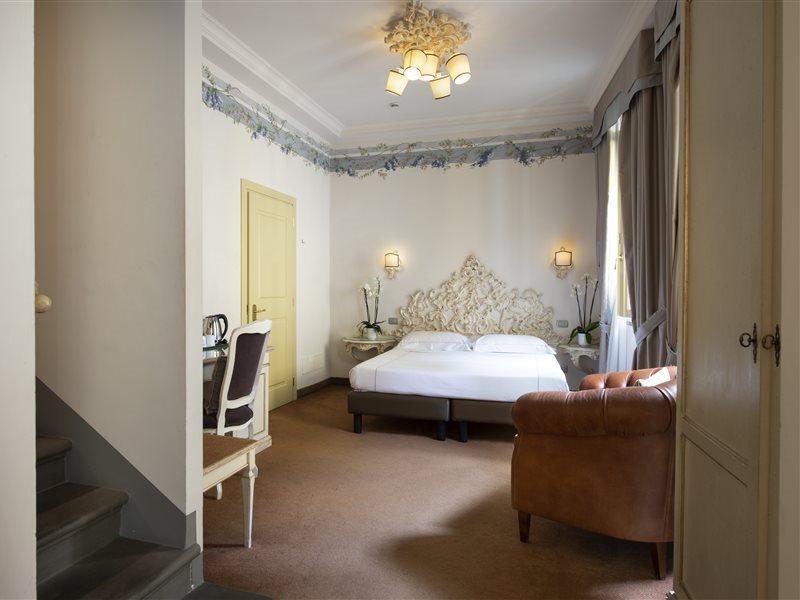 Hotel Art Atelier 4*