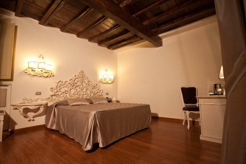 Art Atelier Hotel 4*